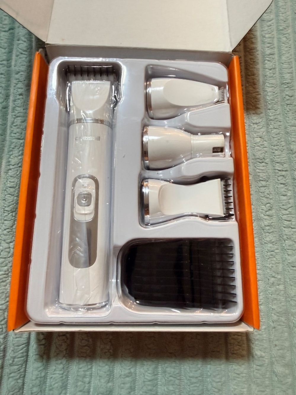 Oneisall FC08 Cordless Pet Grooming Kit Dog Cat Clippers 4-in-1 Complete Set